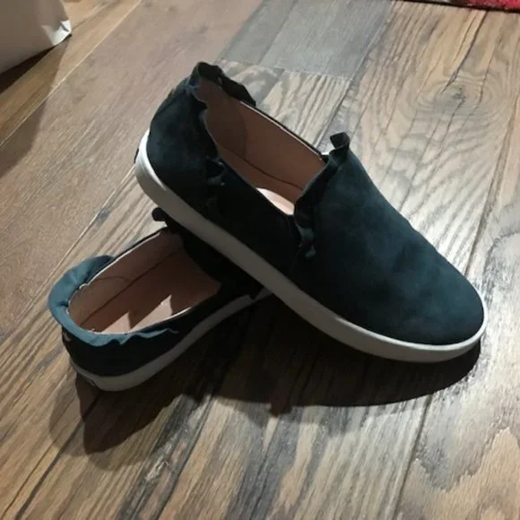 Kate Spade Navy Suede Sneakers - Slip on Luxury Comfort - Picture 2 of 13